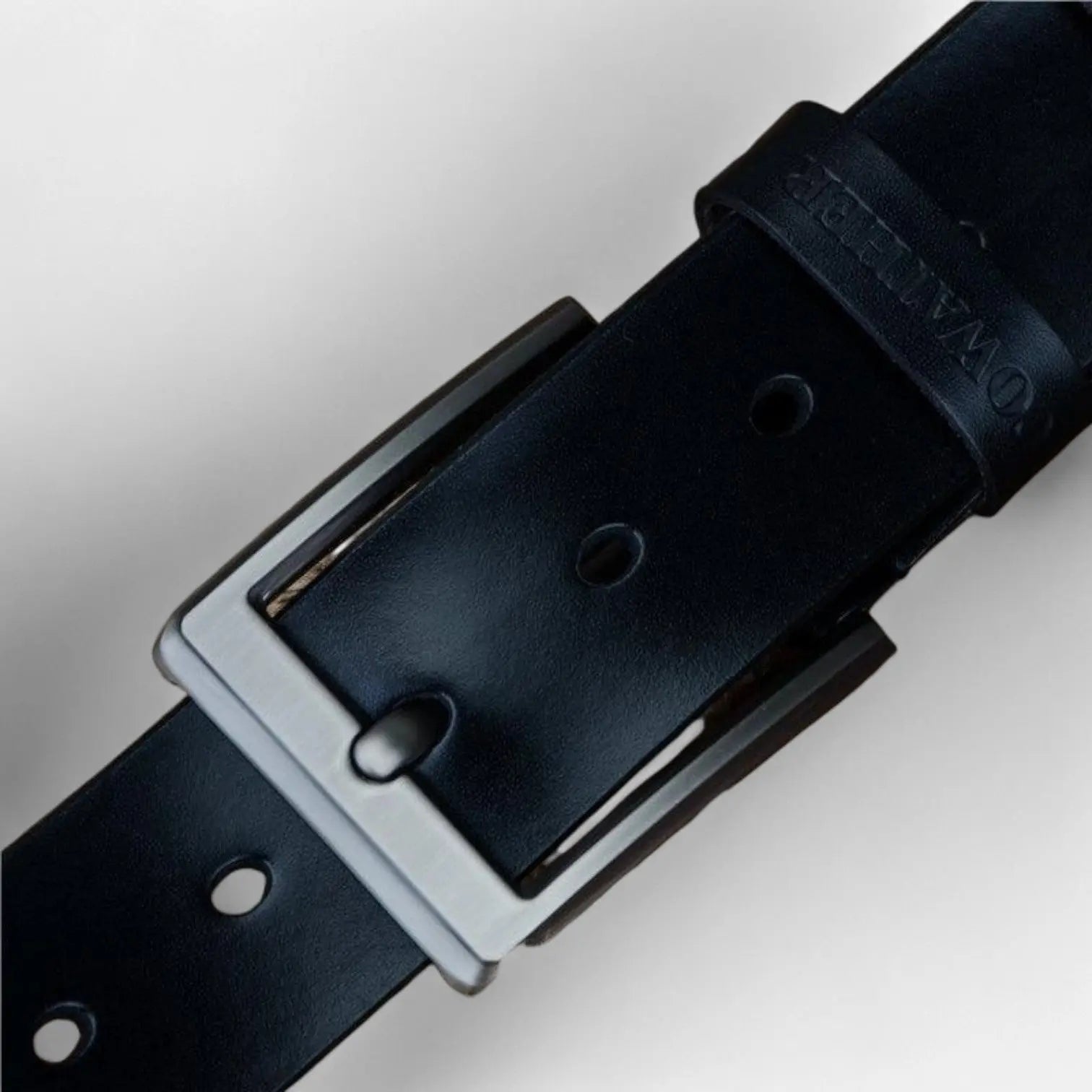 Men's Casual Leather Belt Silver Pin Buckle | Galven | Beltary