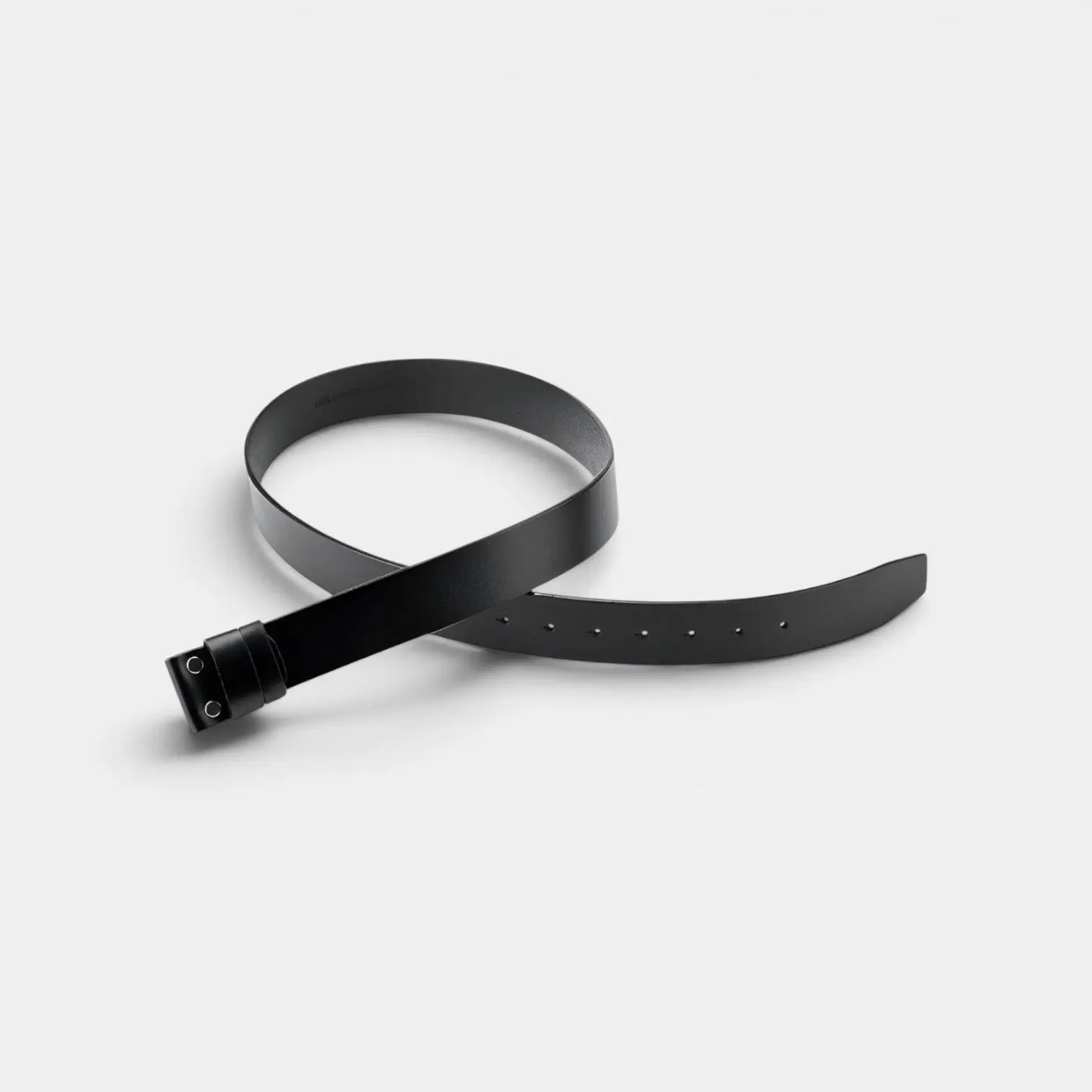 Men's Smooth Leather Belt with Interchangeable Buckle | Lirvex | Beltary