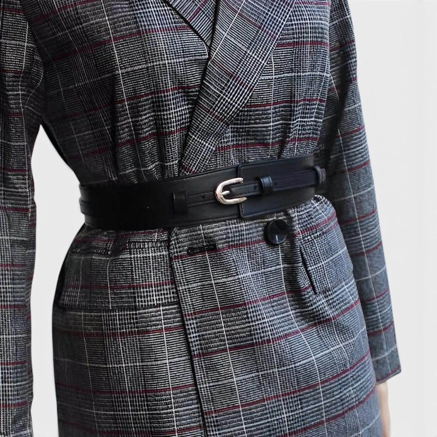 Wide Smooth Leather High-Waist Belt Gold Buckle Women's | Calvex | Beltary
