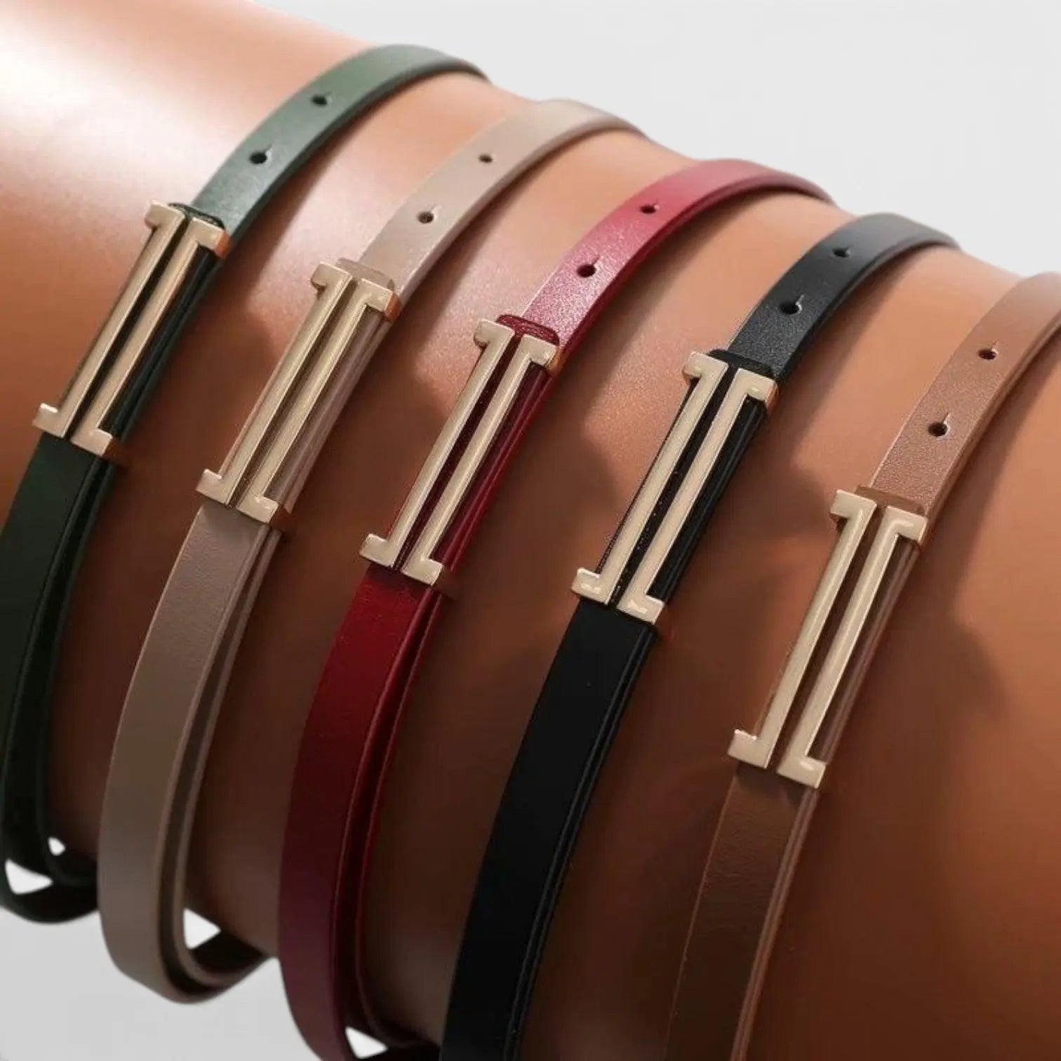 Women's Slim Smooth Leather Belt with Gold H Buckle | Halvex | Beltary