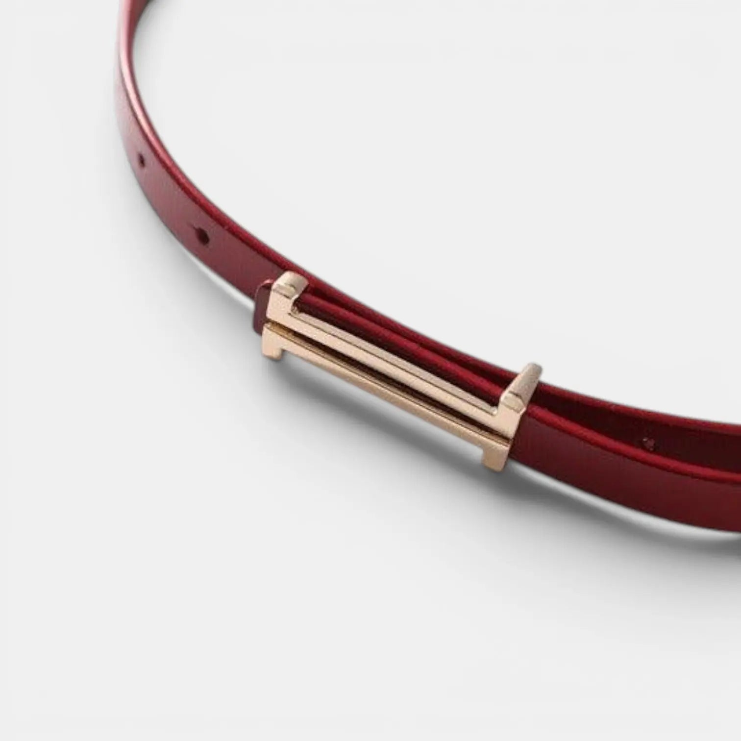 Women's Slim Smooth Leather Belt with Gold H Buckle | Halvex | Beltary