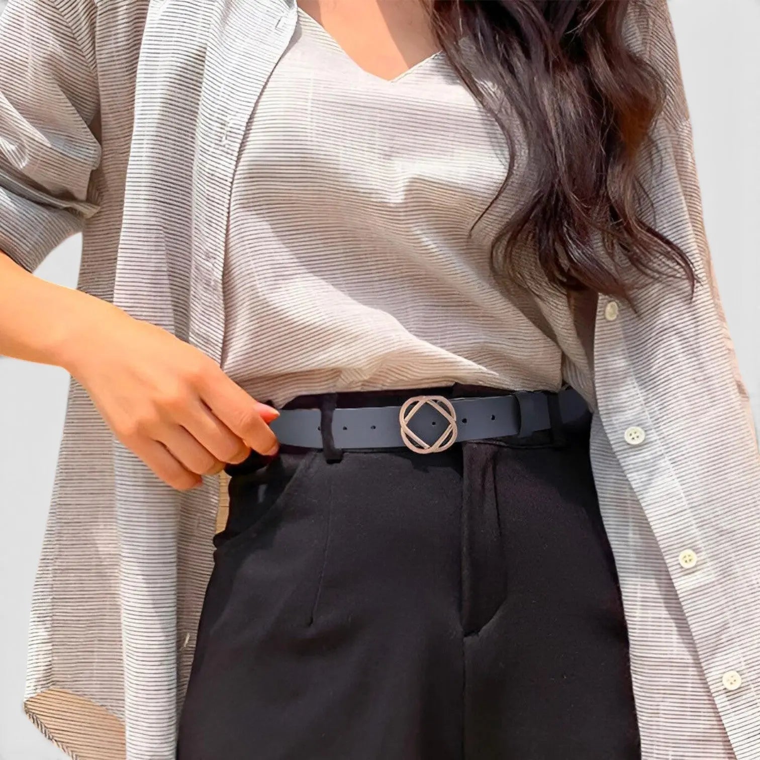 Women's Smooth Leather Belt with Rounded Gold Clip Buckle | Clivox | Beltary