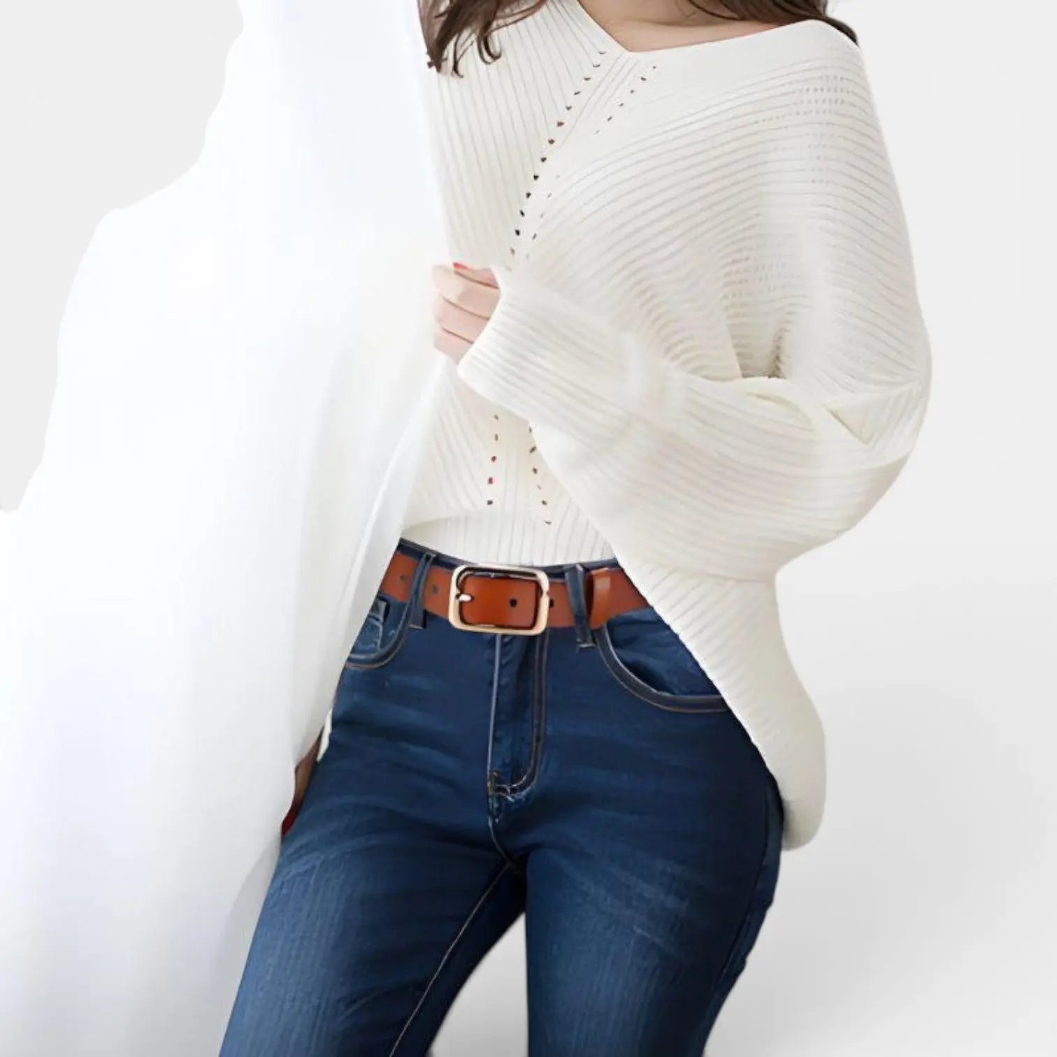 Women's Thin Smooth Leather Belt with Round Gold Buckle | Sorvel | Beltary